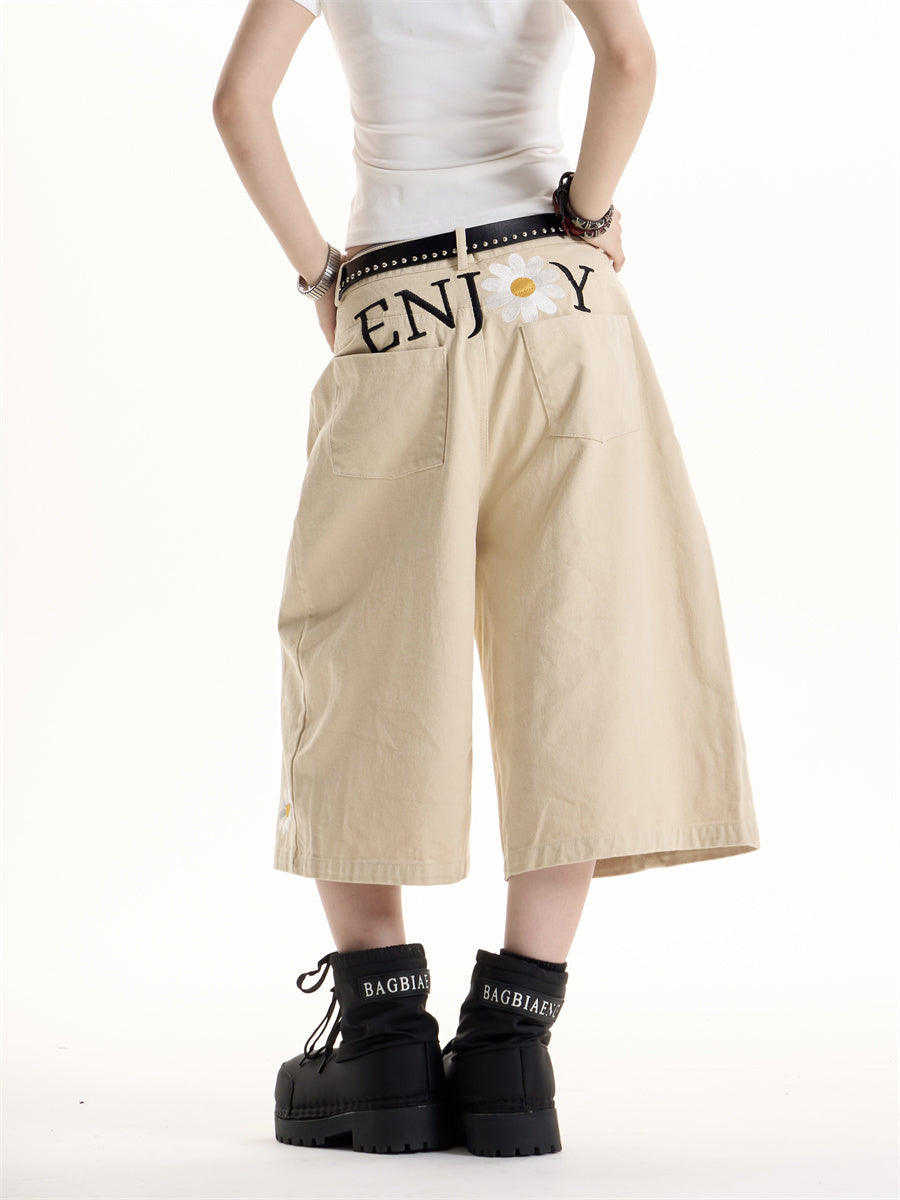FLORAL EMBROIDERED LOOSE FIT CARGO SHORTS