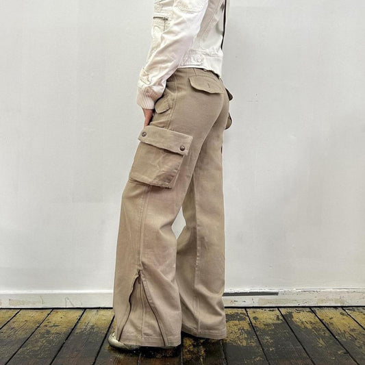 STREET STYLE WIDE LEG CARGO PANTS