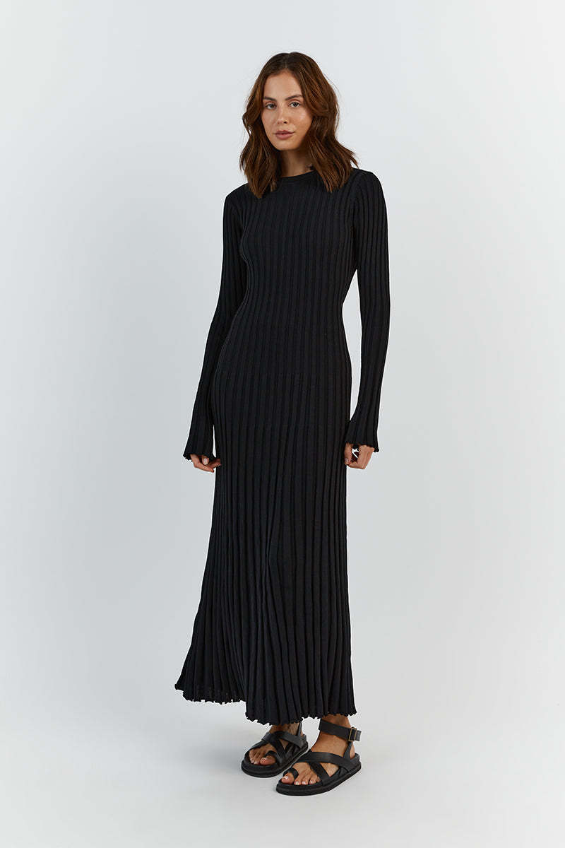 RIBBED KNIT MAXI DRESS