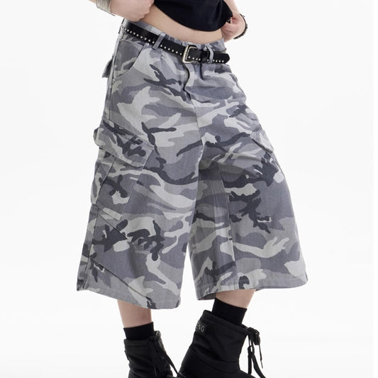 URBAN CARGO SHORTS WITH BELT