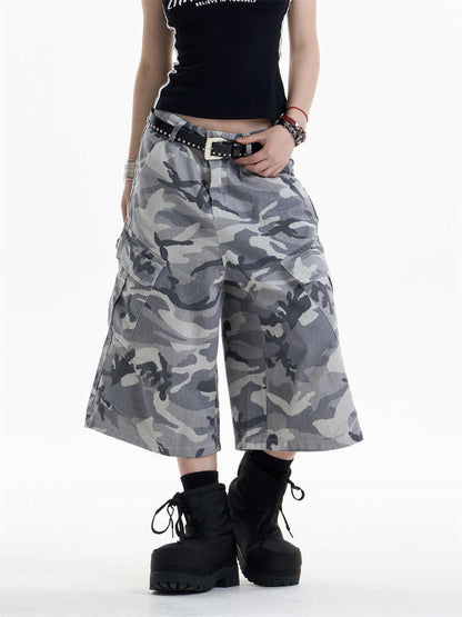 URBAN CARGO SHORTS WITH BELT